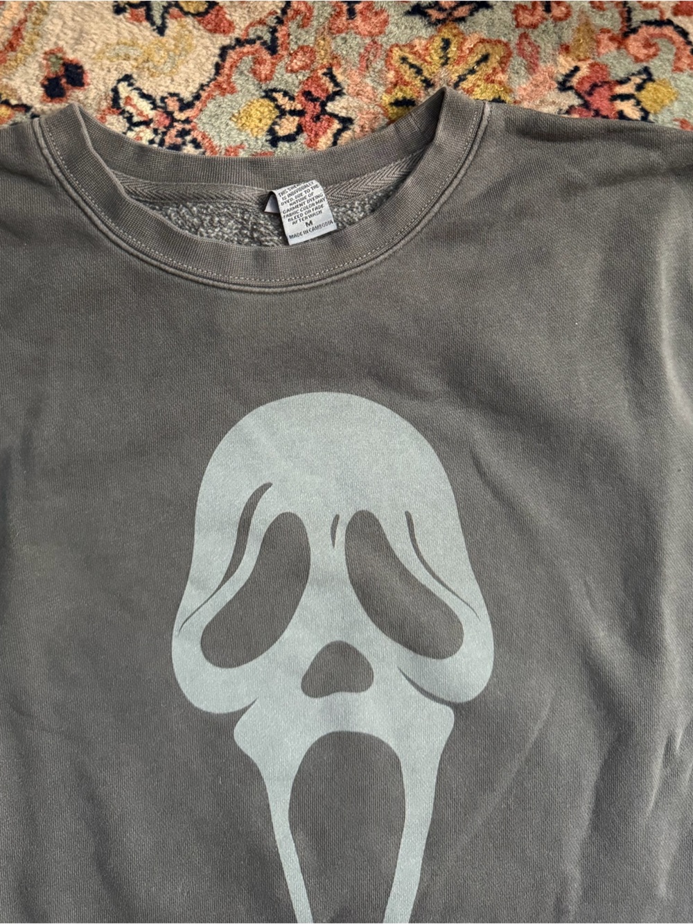 Scream7 women's Gray Graphic Crewneck Sweatshirt - Ghost Face Design - Picture 2 of 3